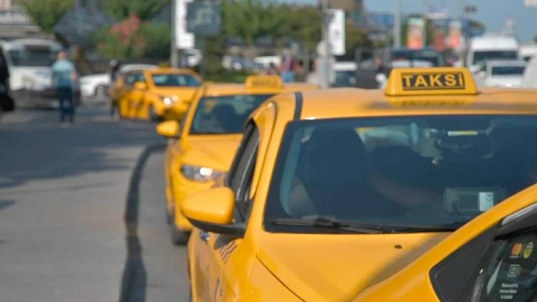 30 yıl sonra bir ilk gerçekleşiyor: İstanbul'da taksilerde yeni döneme giriliyor 2